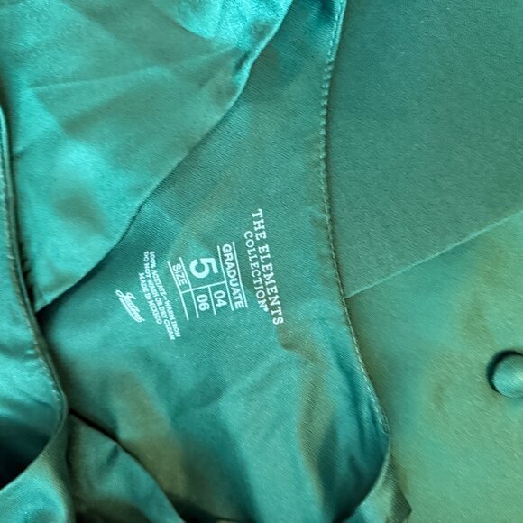 Elements Graduation Robe and Hat - Size 5 Jestons set of 2 Green - Picture 4 of 5